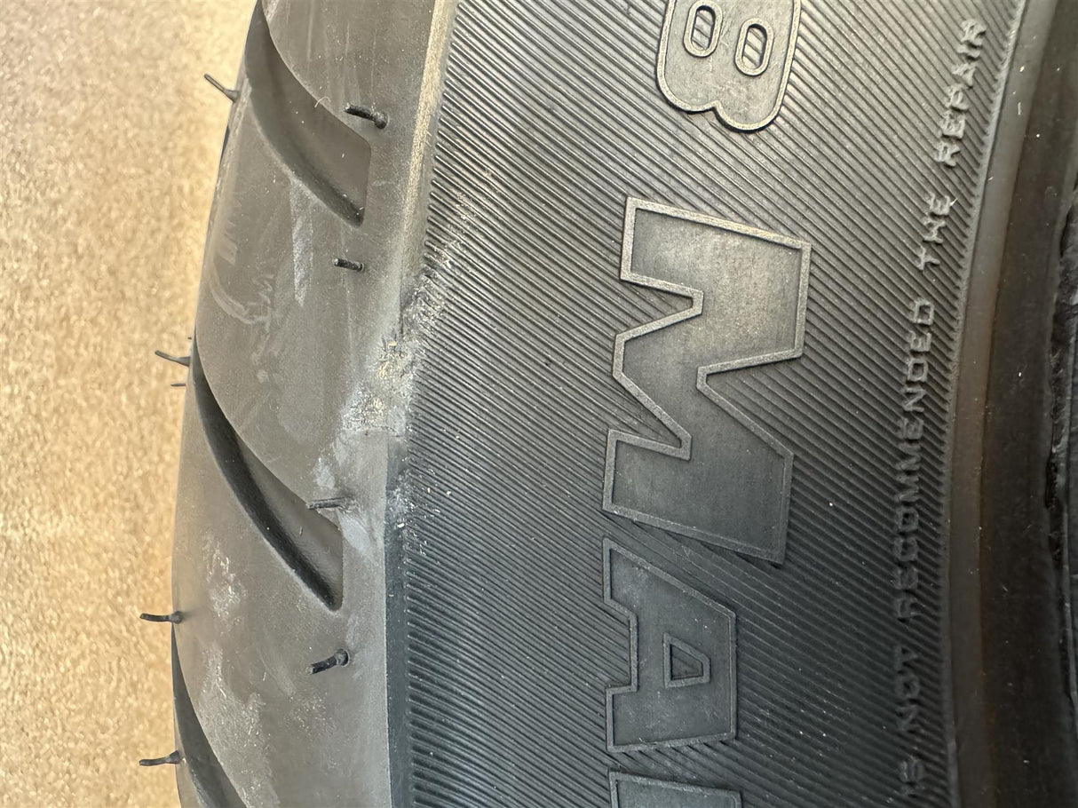 Metzeler - ME888 Marathon Ultra - 130/90B-16 67H (Front) (Dented)