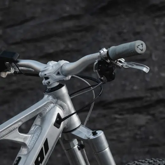 Leatt MTB Handlebar Kit Launch Control 6.0 35mm Hi Rise Silver