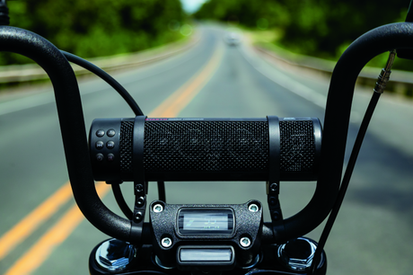 Kuryakyn Road Thunder Plus Sound Bar Satin Black - Cycle City Outdoors