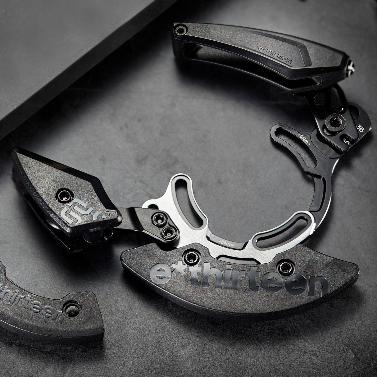 e*thirteen Vario DH Full Coverage Chainguide