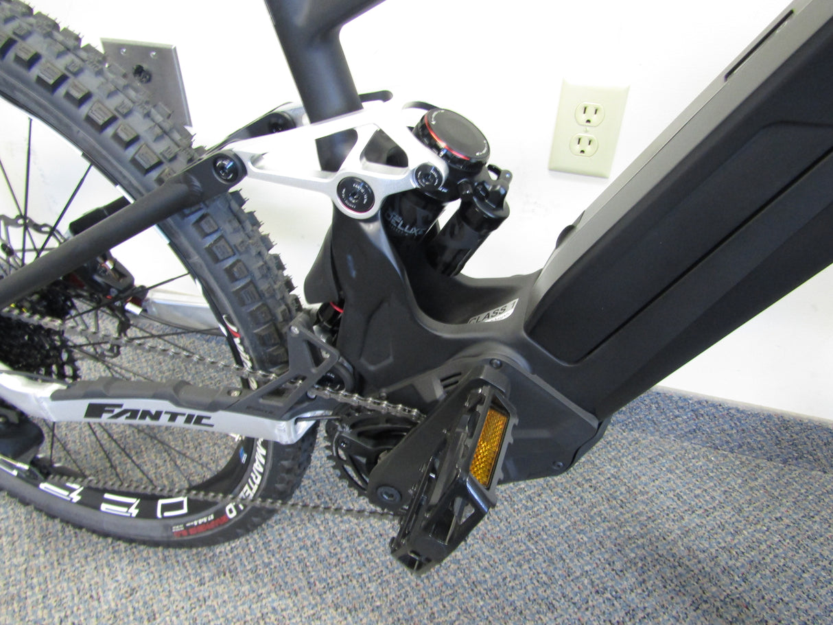 Fantic - XMF 1.7 Carbon MY22 M Black