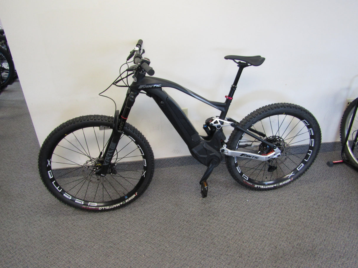 Fantic - XMF 1.7 Carbon MY22 M Black