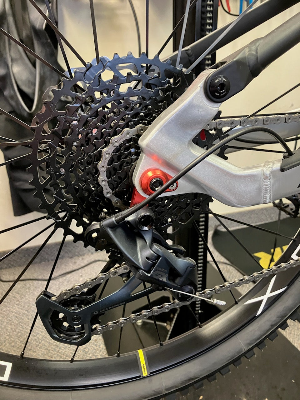 Fantic - XMF 1.7 Carbon MY22 M Black