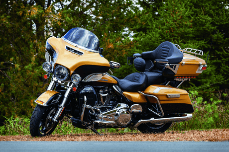 Kuryakyn Tri-Line Windshield Trim Chrome - Cycle City Outdoors