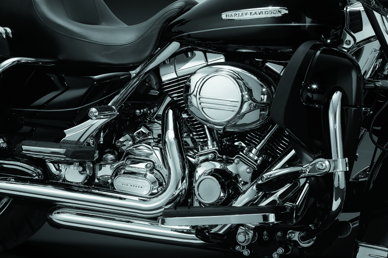 Kuryakyn Rear Cylinder Base Cover 09-16 Touring Models - Cycle City Outdoors