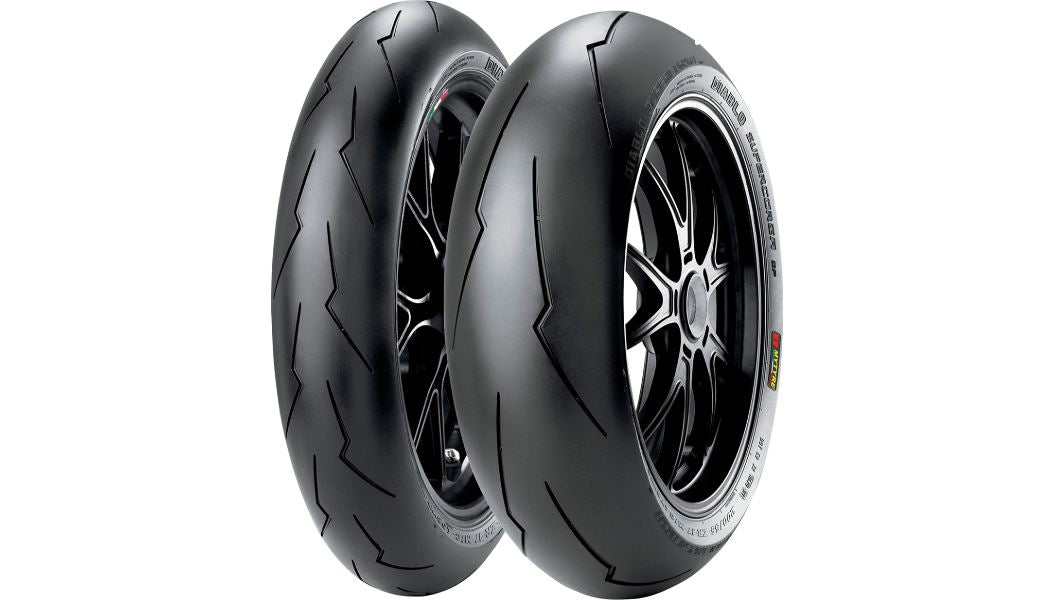Pirelli - Diablo Supercorsa SP V2 - 120/70R-17 (2020 Date Code)