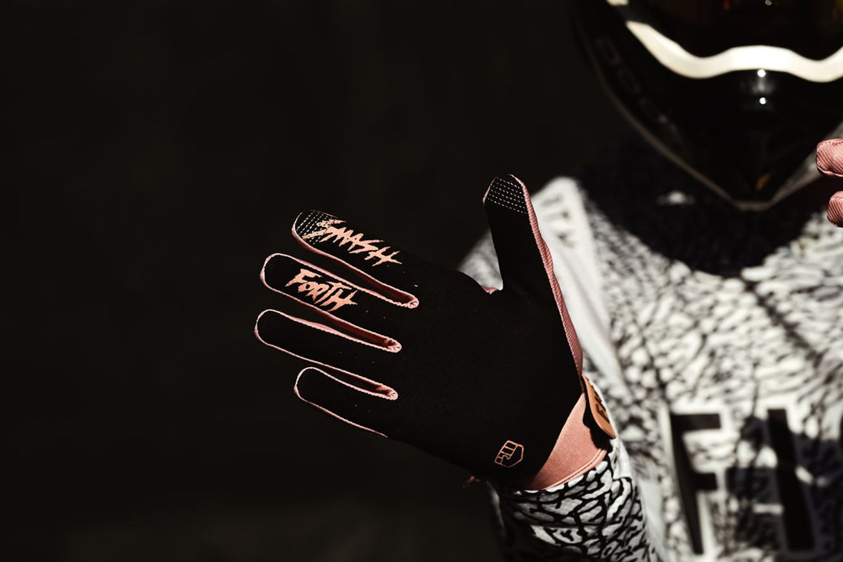 Fist - Strapped - Stocker