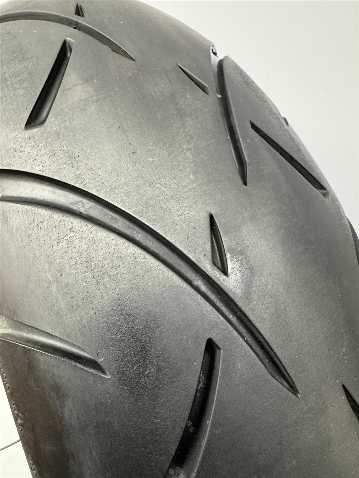 Metzeler - ME888 - 180/55R-18 2704200 (used)