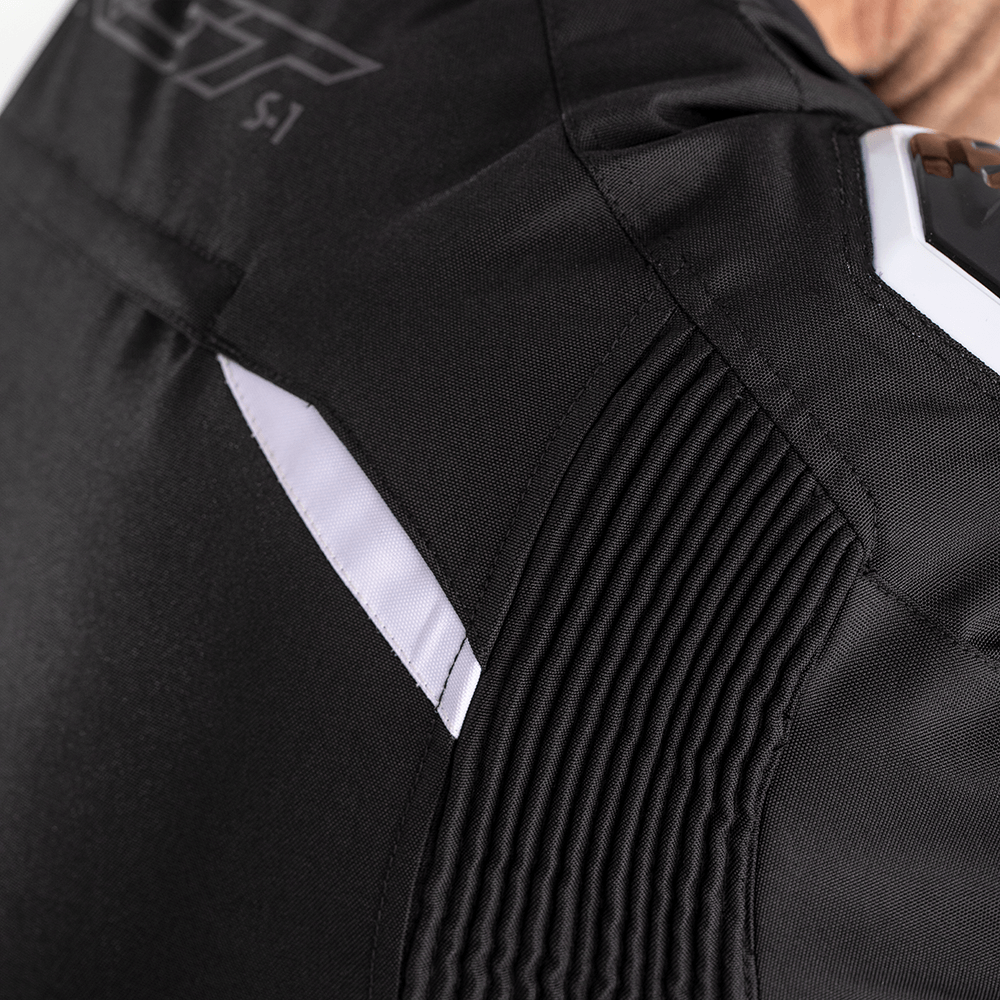 S1 Ce Jacket Black/Black/White Textile 4xl