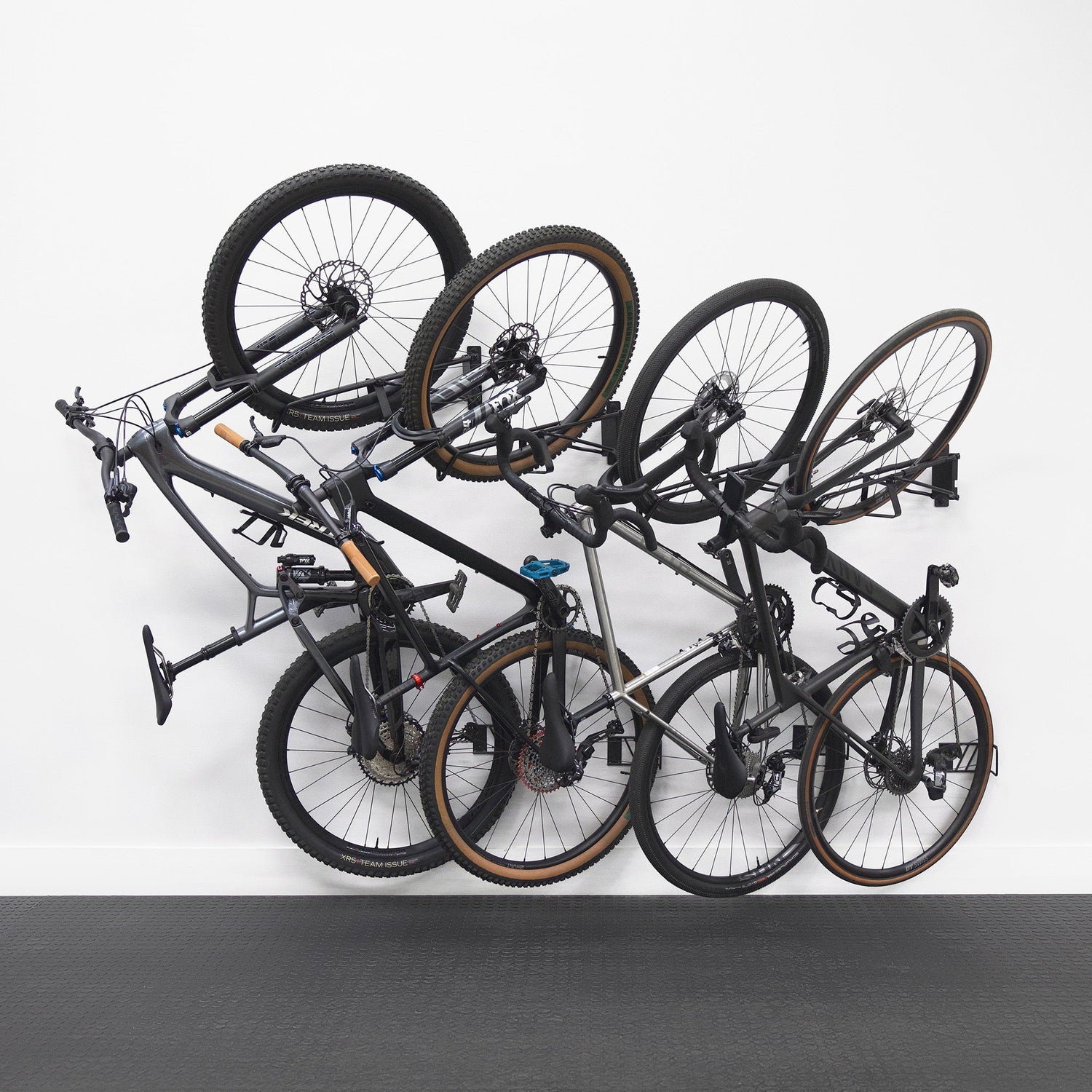 gravel bike carrier SwivelStow No-Lift Road & Gravel Bike Rack